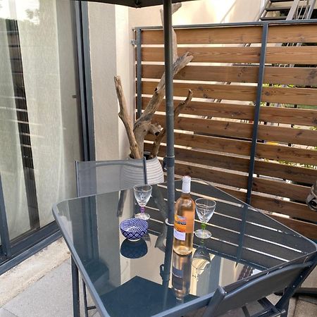 Superbe Appartement, A Proximite Du Centre D'Арль Экстерьер фото